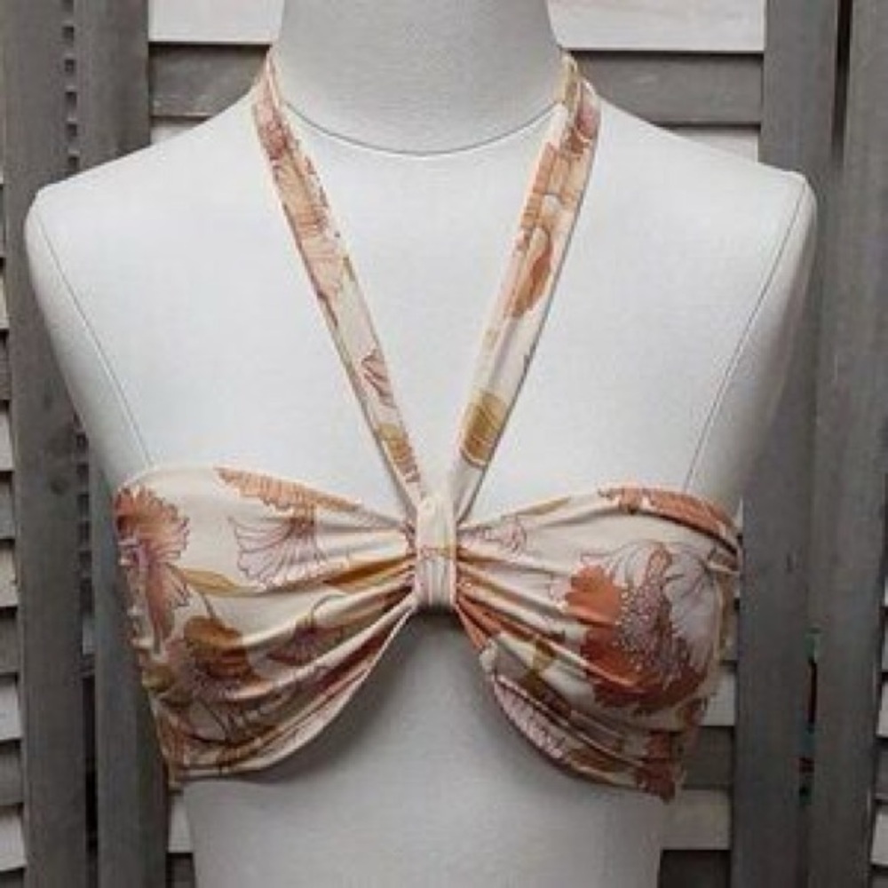 SHADE & SHORE || Halter Bikini Top Size 36B